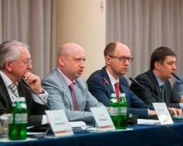 Оппозиция требует выступления в Раде Генпрокурора и главы СБУ