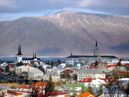 Процесс переговоров о присоединении Исландии к ЕС остановлен
