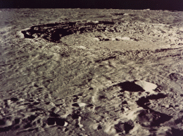 Лунные кратеры заполнены фрагментами астероидов