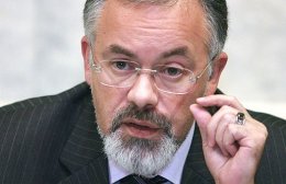 Табачник чуть не сорвал выпускникам аттестацию по украинскому языку (ВИДЕО)