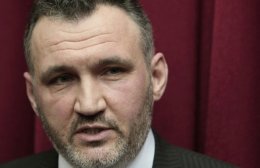В "Батькивщине" заявили, что Ренату Кузьмину нужна медицинская помощь