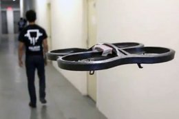 Люди пытаются приручить дронов и заставить их думать (ВИДЕО)