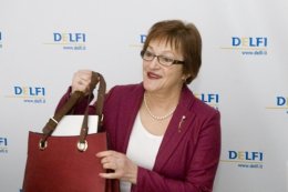 Безответственное расточительство: минэкономики Литвы уволили за полет на частном самолете
