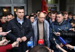 В настоящее время в рядах украинской оппозиции явный лидер не проявлен