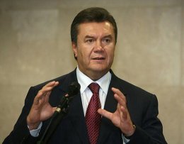 Виктор Янукович обеспокоен последствиями урагана в Одессе