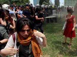 По всей Турции проходят антиправительственные акции (ФОТО)