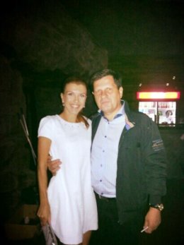 Когда бушевал ураган, мэр Одессы "отжигал" в ночном клубе и не брал трубку (ВИДЕО)