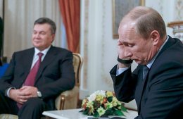 Россия празднует победу над Виктором Януковичем