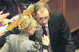 Тимошенко нанесла два основных удара по Яценюку