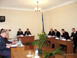 Количество сотрудников военкоматов сократят в два раза