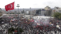 Кровавая революция в Турции - бессмысленная и беспощадная