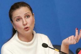Богословская сравнила "оранжевую власть" с насильниками
