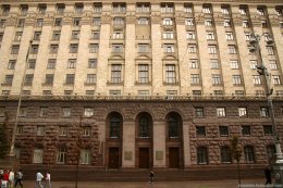 В ЕС обеспокоены отсрочкой местных выборов в Киеве до 2015 года