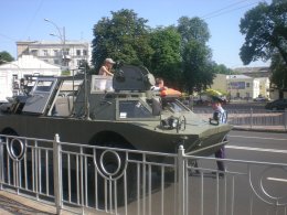 Сотрудники Госавтоинспекции в Киеве задержали броневик
