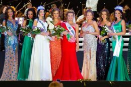 "Мисс Донбасс Open 2013" стала 19-летняя студентка из Харькова (ФОТО) "Мисс Донбасс Open 2013" стала 19-летняя студентка из Харькова (ФОТО)