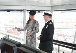 Предродовой модный образ Кейт Миддлтон (ФОТО)