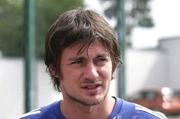 Артем Милевский грубо нарушает ПДД в центре Киева (ВИДЕО)