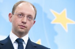 Яценюк узнал в Америке, закрыта ли она для Тягнибока