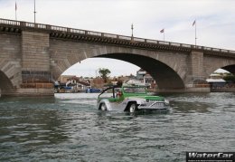 Американцы запустили в производство самый быстрый в мире автомобиль-амфибию (ВИДЕО)