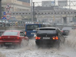 Шторм в Москве. Первые жертвы (ВИДЕО)