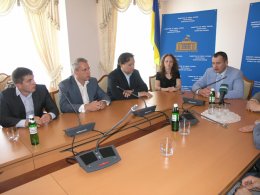 Сборную Украины по смешанным единоборствам поздравили с удачным выступлением (ФОТО)