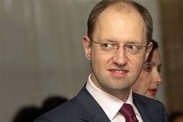 Яценюк считает Януковича ответственным за события во Врадиевке