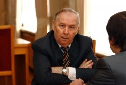 Оппозиция не исключает варианта инициирования вопроса смены спикера ВР