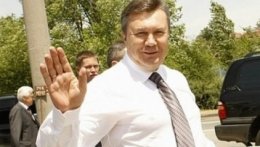 Виктор Янукович отправился в Крым