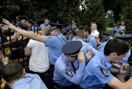 Начальник Святошинского РОВД фальсифицирует информацию о реальном состоянии «пострадавших» милиционеров
