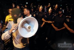 Каковы причины народного гнева против милиции