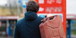 Нефтепереработка в стране переживает небывалый кризис