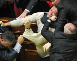 Психопатия и истерия - двигатель успешной карьеры украинских политиков