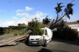 На юге Франции свирепствует ураган