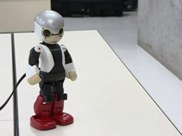 Японцы запустили в космос робота-астронавта (ВИДЕО)