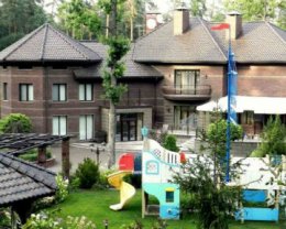 Имение Рената Кузьмина содержится на деньги налогоплательщиков (ФОТО)