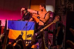 Украинские политики наконец-то отреагировали на хамский поступок Bloodhound Gang (ВИДЕО)