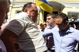 Кто организовал побег Мельника