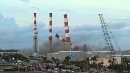 Во Флориде взорвали электростанцию (ВИДЕО)