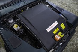 Электрический Land Rover Defender успешно справился с испытаниями (ФОТО)