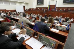 Столичные депутаты собираются обратиться к ВР с просьбой назначить в Киеве выборы