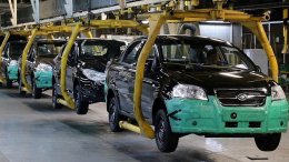 Отечественные автопроизводители грозят остановить свои заводы из-за нового закона