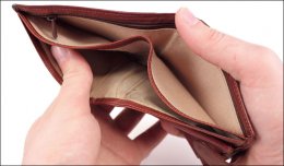 Украинцы опять стали беднее