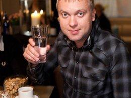 В ресторане Сергея Светлакова активисты партии "Свобода" учинили грандиозную драку