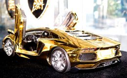 Золотой Lamborghini претендует на 4 номинации в Книге рекордов Гиннесса (ФОТО)