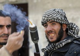 Сирийские повстанцы воюют оружием собственного производства (ФОТО)