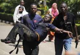 В Кении освободили около 200 заложников