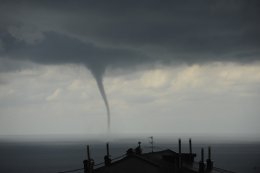 По Сочи пронеслись разрушительные смерчи (ВИДЕО)