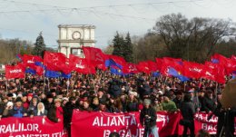 В Молдавии требуют проведения досрочных выборов