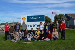 Украинским экологам показали, как добывают сланцевый газ в США (ФОТО)