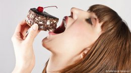 Как некоторым людям удается много есть, но не набирать вес